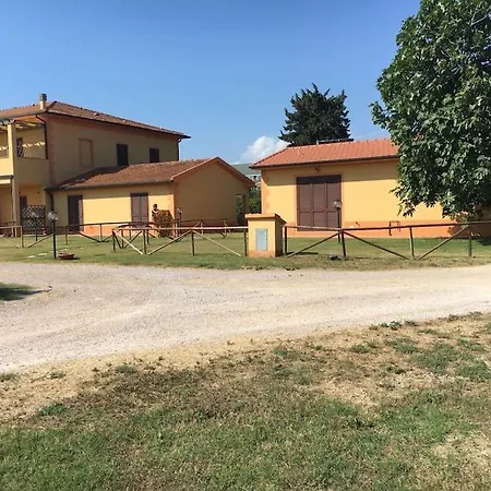Deste - In Campagna 4 Posti Letto Con Giardino La Sdriscia